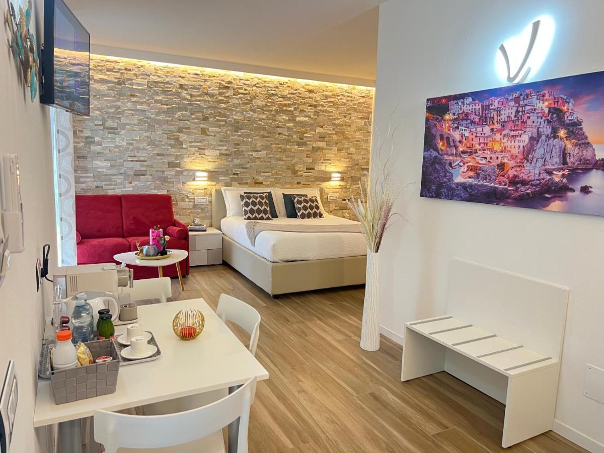 The Garden Villa Volastra Luaran gambar